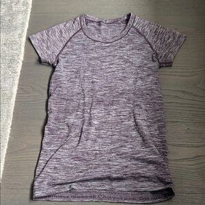 lululemon athletica Marled Purple Short Sleeve Tee